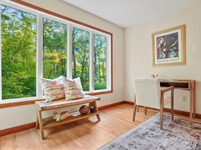 14 Shinnecock Place, Weston CT 06883
