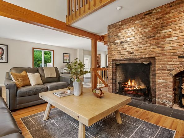 14 Shinnecock Place, Weston CT 06883