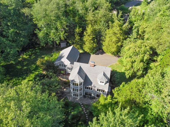 14 Shinnecock Place, Weston CT 06883