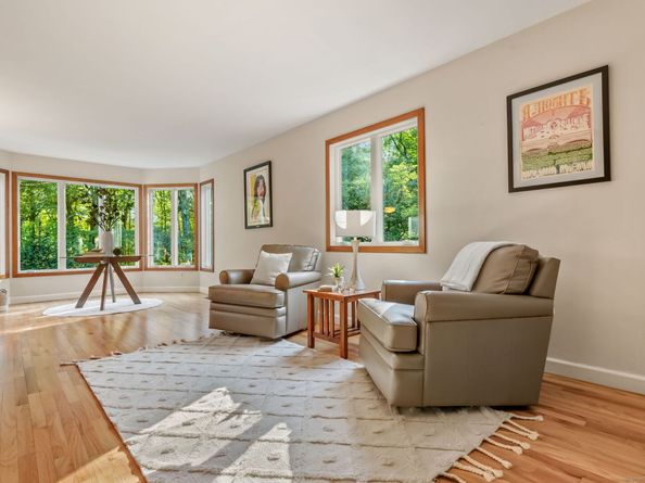 14 Shinnecock Place, Weston CT 06883