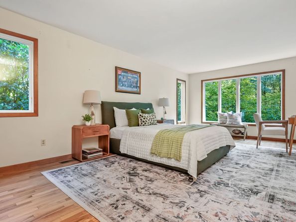 14 Shinnecock Place, Weston CT 06883