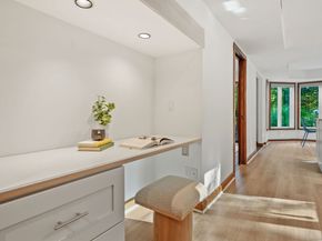 14 Shinnecock Place, Weston CT 06883