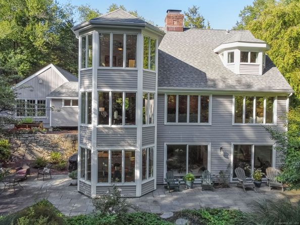 14 Shinnecock Place, Weston CT 06883