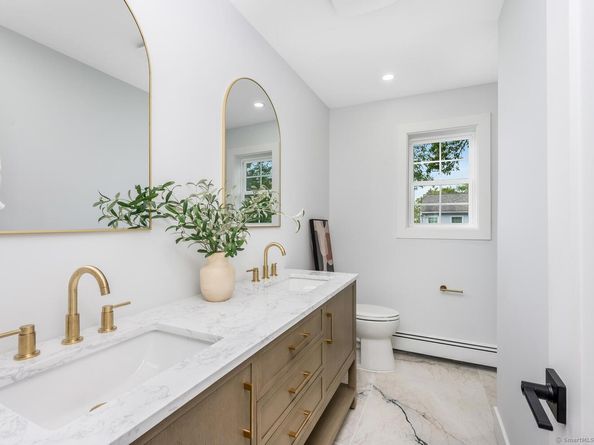 59 Cranston Avenue, Shelton CT 06484