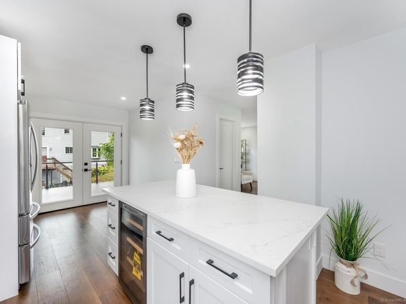59 Cranston Avenue, Shelton CT 06484