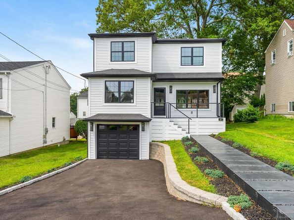 59 Cranston Avenue, Shelton CT 06484