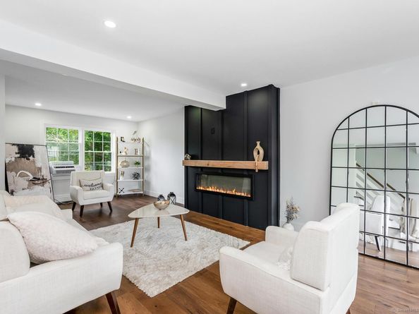 59 Cranston Avenue, Shelton CT 06484
