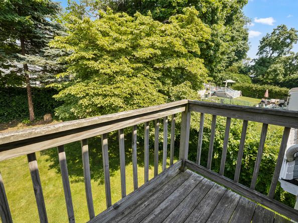 72 Maher Road, Stamford CT 06902