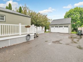 8 Thomas Street, Trumbull CT 06611