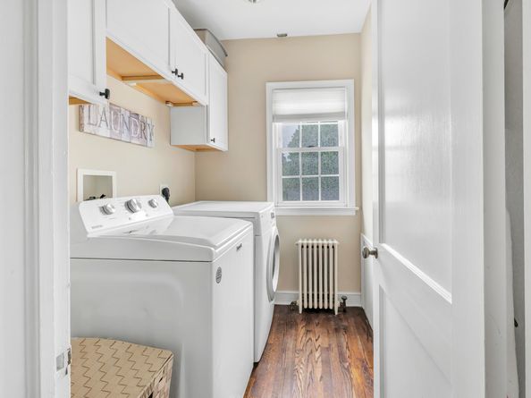 8 Thomas Street, Trumbull CT 06611