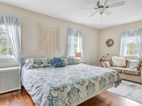 8 Thomas Street, Trumbull CT 06611