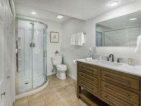 105 Olcott Way 105, Ridgefield CT 06877