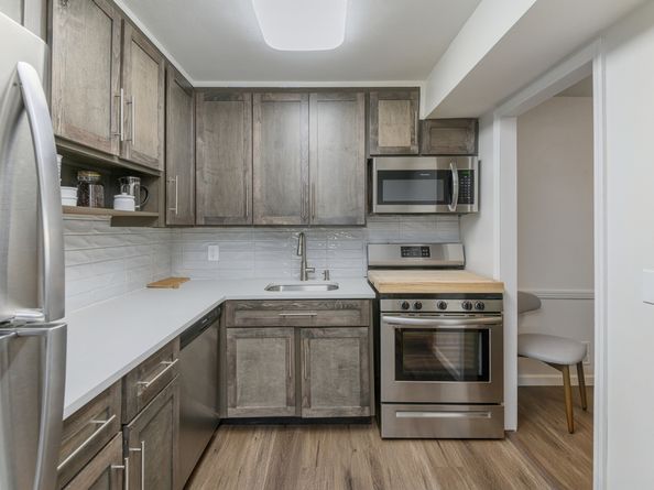 105 Olcott Way 105, Ridgefield CT 06877