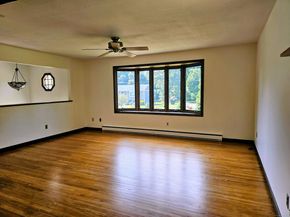 3 Robinhood Road, Danbury CT 06811