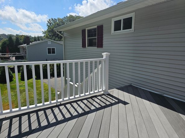 3 Robinhood Road, Danbury CT 06811