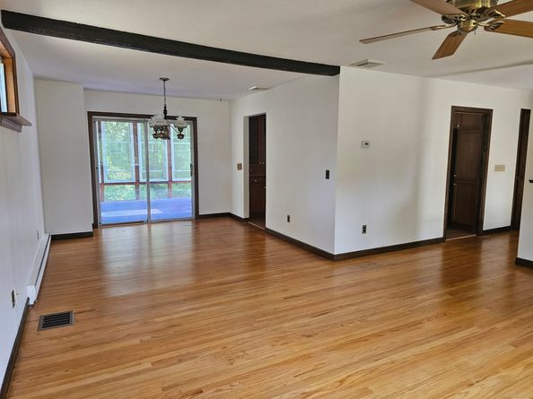 3 Robinhood Road, Danbury CT 06811
