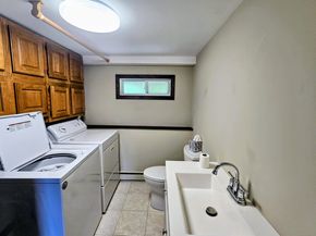 3 Robinhood Road, Danbury CT 06811