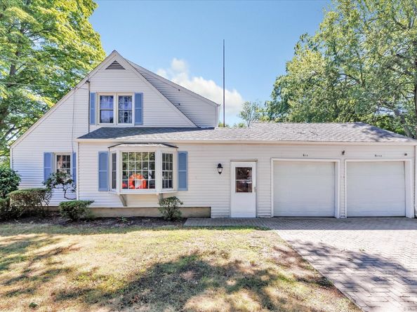 309 Freeman Avenue, Stratford CT 06614