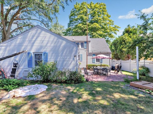 309 Freeman Avenue, Stratford CT 06614
