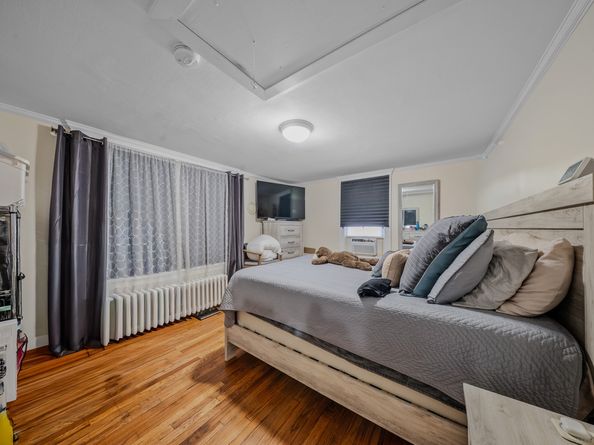 76 Suburban Avenue, Bridgeport CT 06606