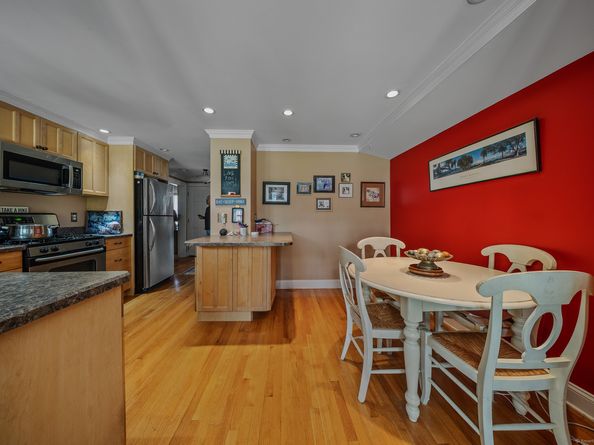 76 Suburban Avenue, Bridgeport CT 06606