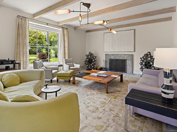 39 Compo Parkway, Westport CT 06880