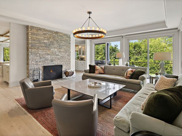 39 Compo Parkway, Westport CT 06880