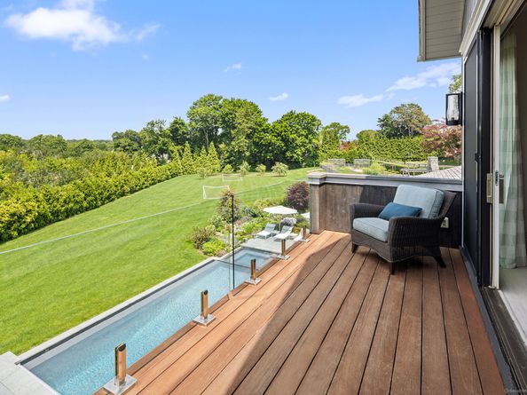 39 Compo Parkway, Westport CT 06880