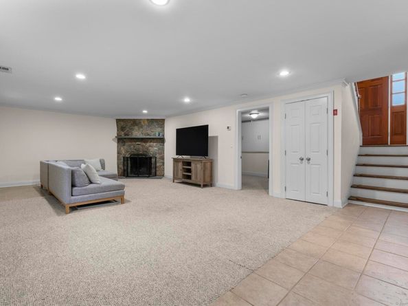 2 Wildgoose Lane, Norwalk CT 06851