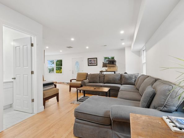 75 Coolidge Avenue, Stamford CT 06906