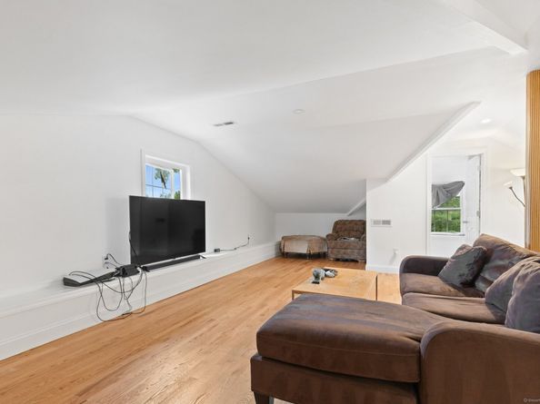 75 Coolidge Avenue, Stamford CT 06906