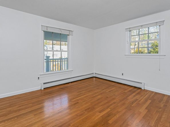 12 Lincoln Drive, New Canaan CT 06840