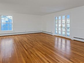 12 Lincoln Drive, New Canaan CT 06840