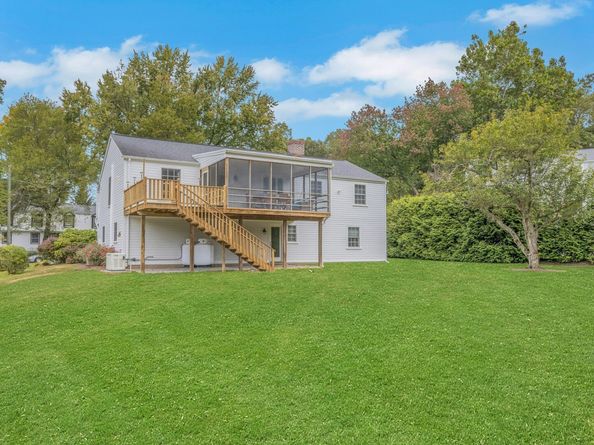 12 Lincoln Drive, New Canaan CT 06840