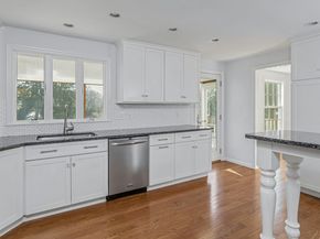 12 Lincoln Drive, New Canaan CT 06840