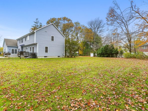 119 Lewis Road, Trumbull CT 06611