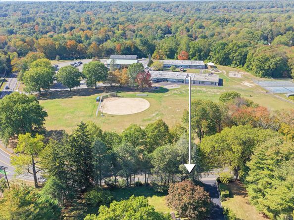 2 Fox Run Road, Norwalk CT 06850