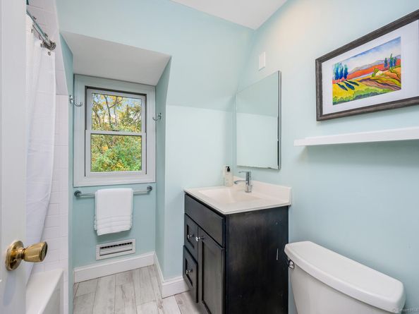 32 Calvin Road, Weston CT 06883