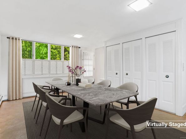38 Smith Place, Trumbull CT 06611