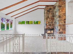 38 Smith Place, Trumbull CT 06611