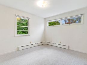 38 Smith Place, Trumbull CT 06611