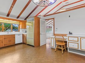 38 Smith Place, Trumbull CT 06611