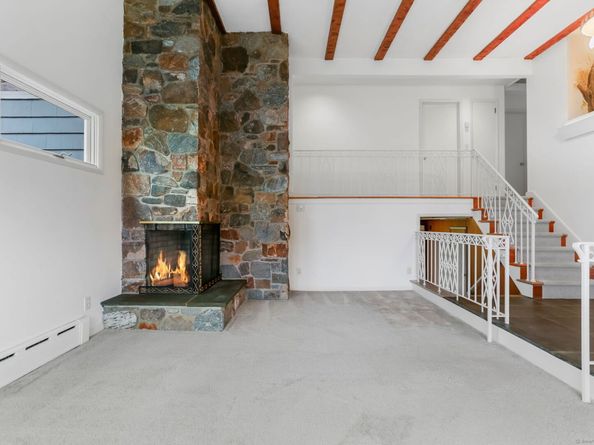 38 Smith Place, Trumbull CT 06611