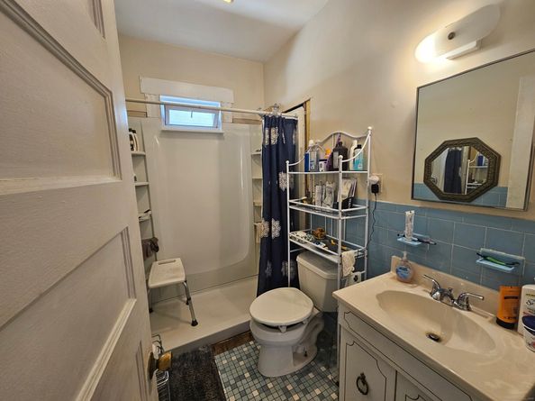 249 Hough Avenue, Bridgeport CT 06608