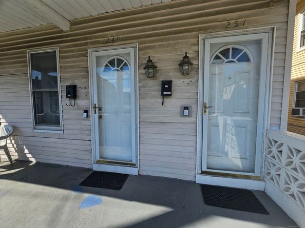 249 Hough Avenue, Bridgeport CT 06608