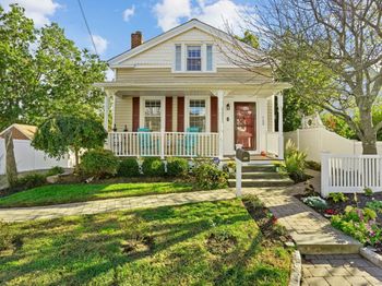 753 Stratford Avenue