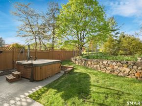 2 Finch Court, Norwalk CT 06854