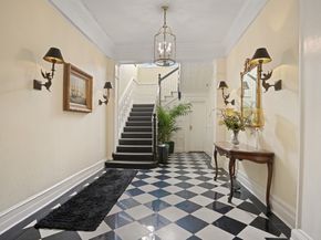 5 Hundley Court LL, Stamford CT 06902