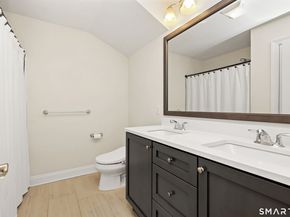 131 Winding Ridge Way 131, Danbury CT 06810