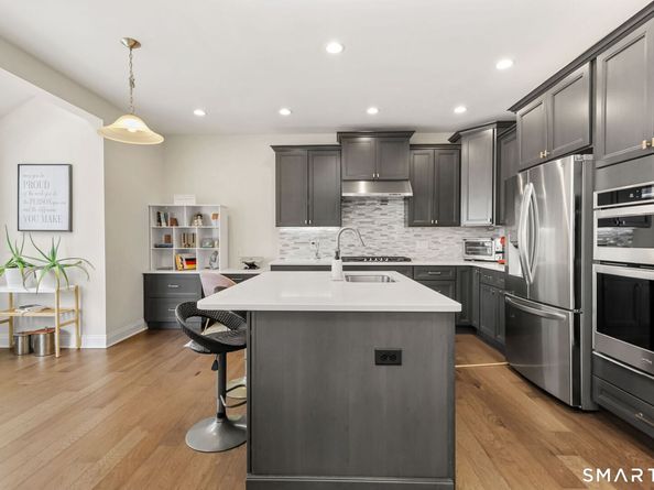 131 Winding Ridge Way 131, Danbury CT 06810